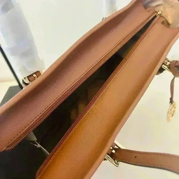 Michael Kors Purse & wallet Jet Set Travel Large Tote Shoulder Bag Vanilla - Picture 8 of 12